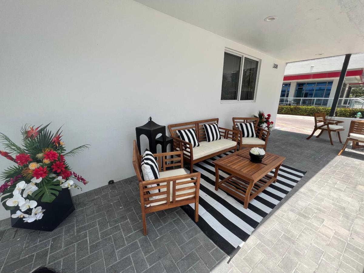 The Pearl Beachside Apartments On Hollywood Beach Exteriör bild