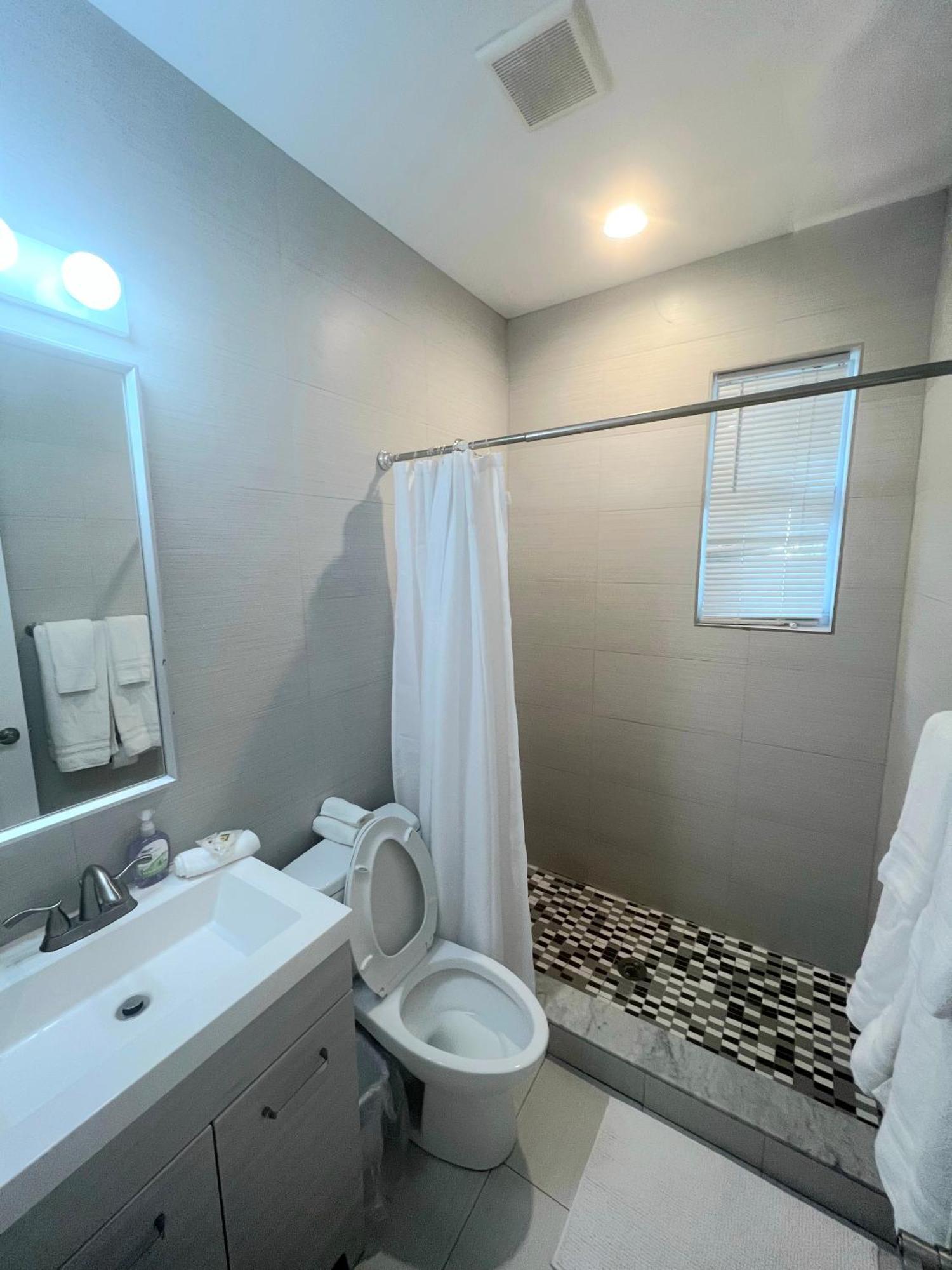 The Pearl Beachside Apartments On Hollywood Beach Rum bild